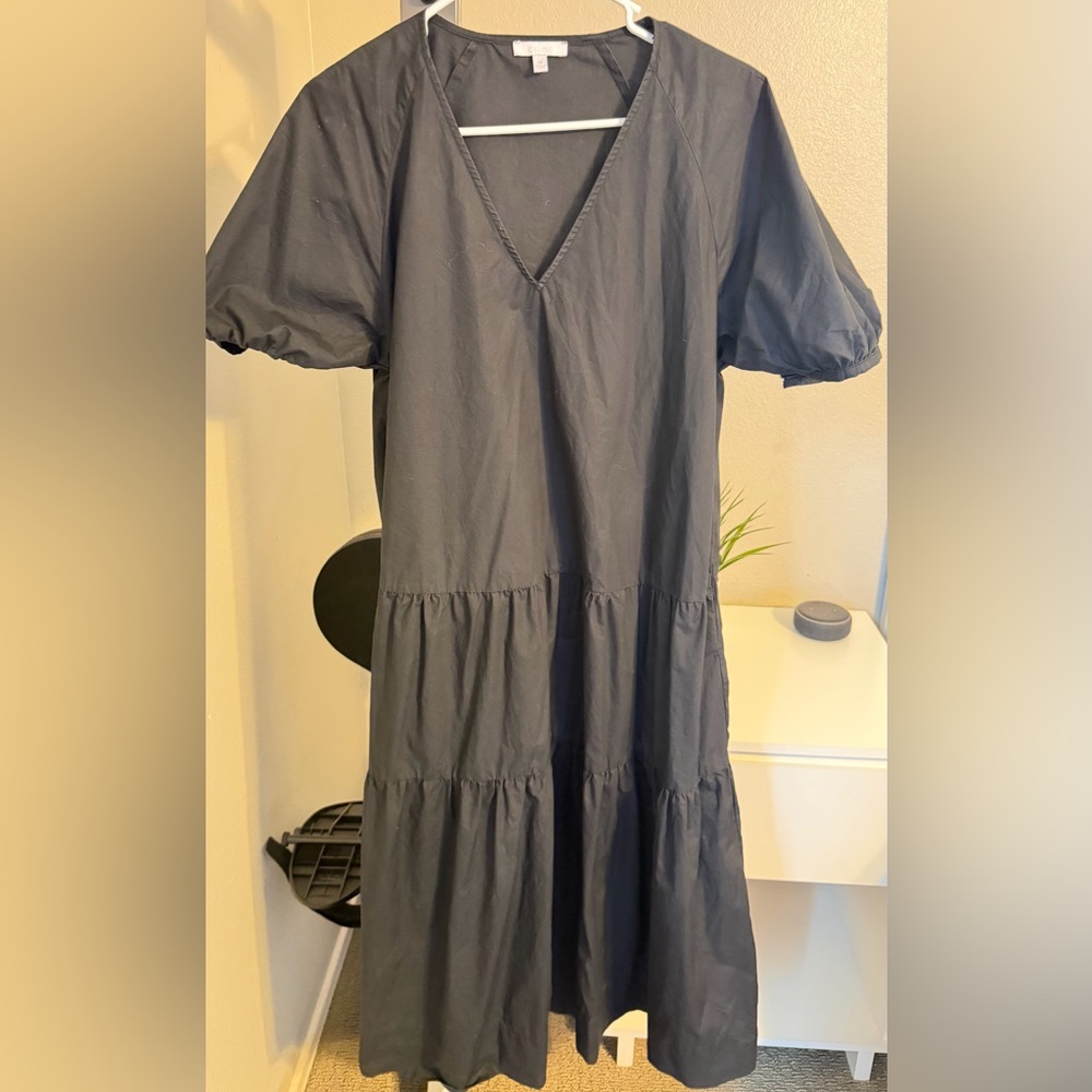 Elegant Black V-Neck Dress